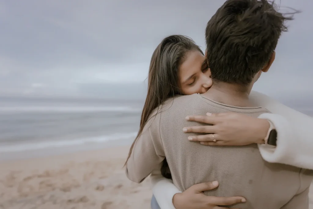 hugging pose during pre-wedding shoot at Varkala Beach